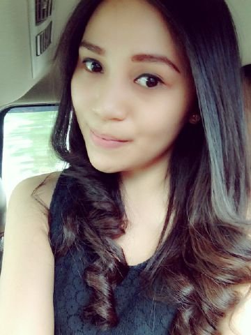 nadiramanoy's profile picture. 