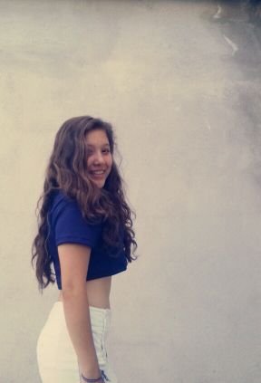 Nora:*