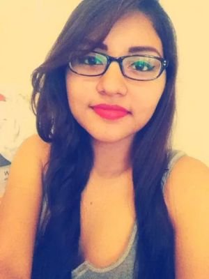 CeciVillarrealE's profile picture. -¿Por que soy diferente a los demás?
-¿Por que tienes que ser tú como los demás?