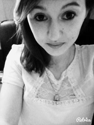 Enjoy your life, because some do not have the time to see the light before the dark ♥♥.

Julien, Six.Février.Deux.Mille.Douze♥.