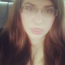 bellaaviles642's profile picture. Quien no comprende una mirada tampoco comprendera una larga explicacion. Club de fans Aldrey.