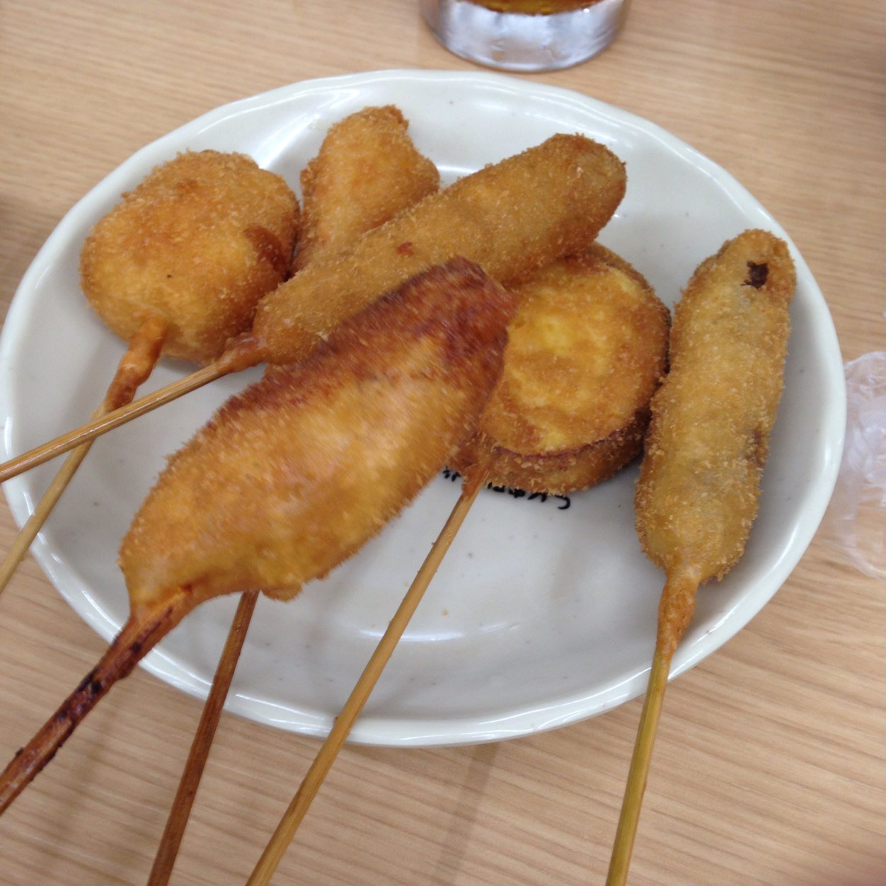 耳が聞こえません。趣味は食べること、マラソン。