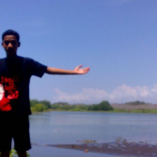 Ya Tuhan, jika dia bukan jodohku, tolong hapuskan kata BUKAN dari hidup ini.
