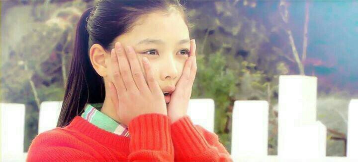 young beautiful energetic korean actress 김유정 [Kim Yoo Jung] RolePlayer, 99liner #SundaUnited #KaumEtnis #BKINGDOM