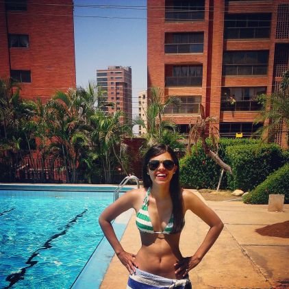 claraaparicio's profile picture. Nunca debes olvidar que siempre es mas tarde de lo que piensas. Amo a mis padres. Lic. Diseño Grafico