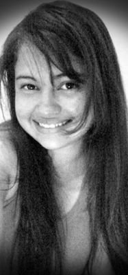 Sou apenas uma garotinha, aprendendo com os erros e se surpreendendo com as lições. Mg