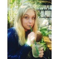Theuné Nel (@theuneblogs) Twitter profile photo
