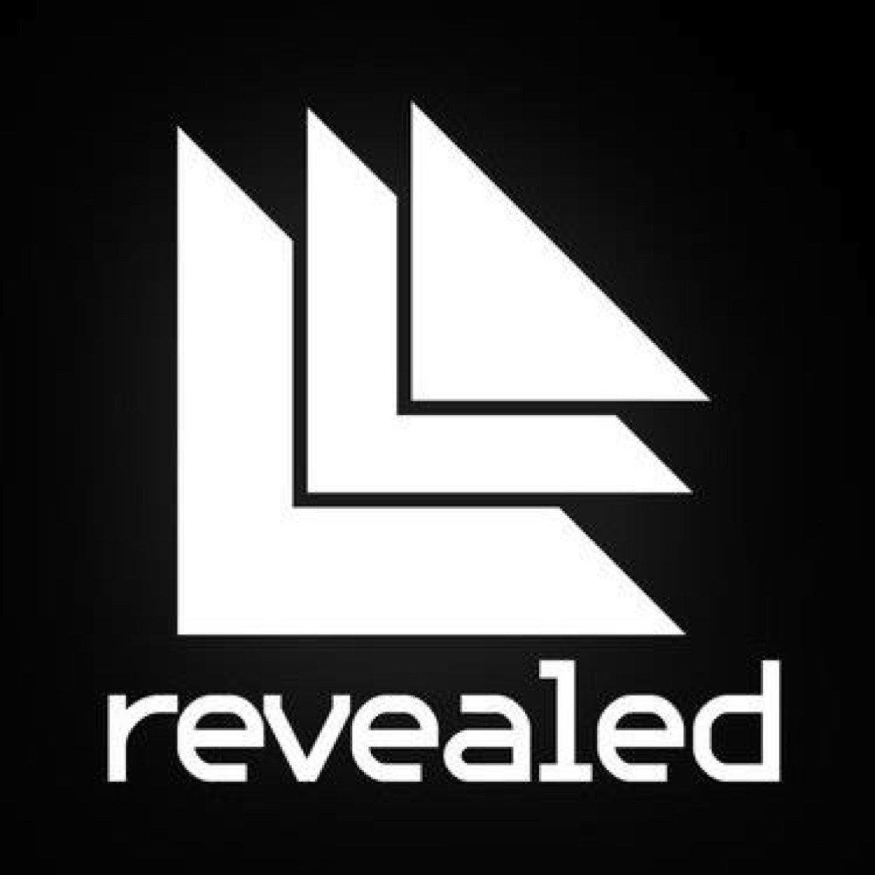 REVEALED FRANCE Follow by the man himself @HARDWELL. Vous retrouverez des news régulières sur la team Revealed ! (Bilingual account)