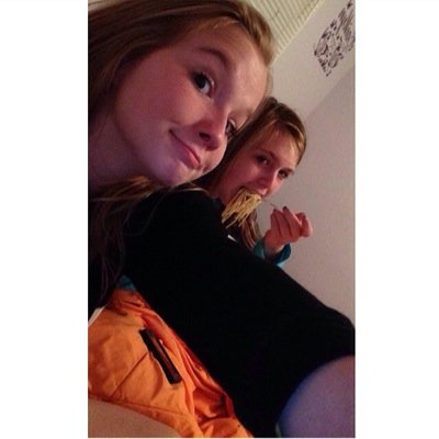 Laurennn1207's profile picture. 