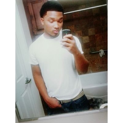 New twitter follow me IG: _ayeitsben GCHS Student/Athlete C/o 2k15