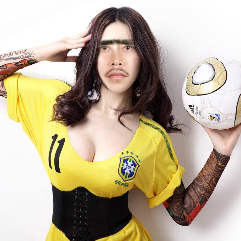 Mengabarkan seputar Sepak Bola dan Fans-fansNya yang Goreng Patut. |  dont porget Follow, biar ngga SAD | penebar Link Streaming for Smartphone & Youtube.