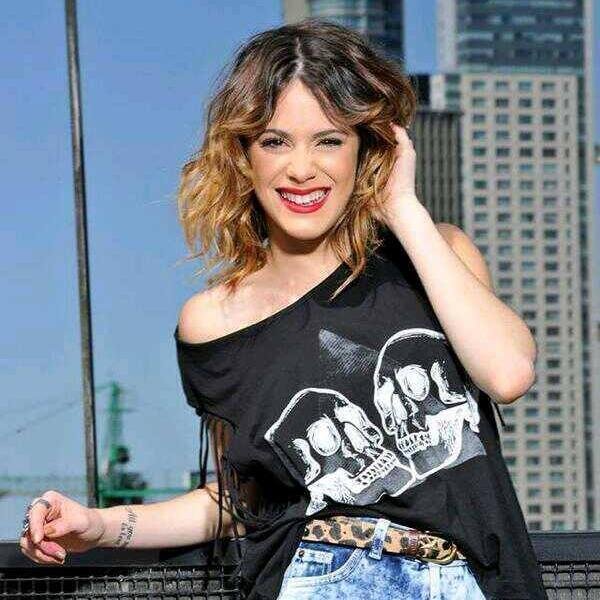 tininuezlove1's profile picture. 