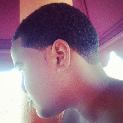 Sigueme toy On & te doy Back...@MenaYei, @MenaYei , @MenaYei Deja tu Twitter abajo & te sigo.... tengo mucha humildad Loading Swag... ████████████████ 100%