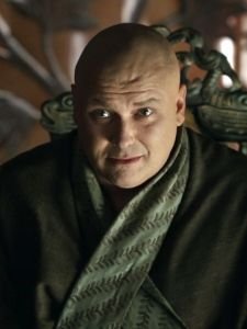 Señor de los susurros de Poniente, eunuco y a mucha honra, mis pajarillos son lo mejor. #SpanishFakeWesteros.