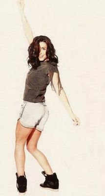 Twitter officiel de la page
Jenifer : une passion 

Suivez nous sur facebook :
http://t.co/8NvIilU78m