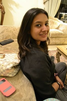 Aspiring journalist. Film maker, fiction writer. http://t.co/7pdQEqdMQi