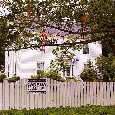 Long established bed & breakfast in the heart of Digby, Nova Scotia, minutes from the downtown and the Digby/St. john ferry.