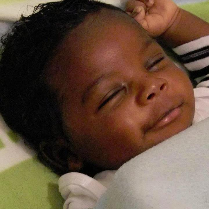 Devine qui je suis , regarde qui me suit. #teamMetissage #team243-213  Zairoise-Algérienne O.N.C.D.D
