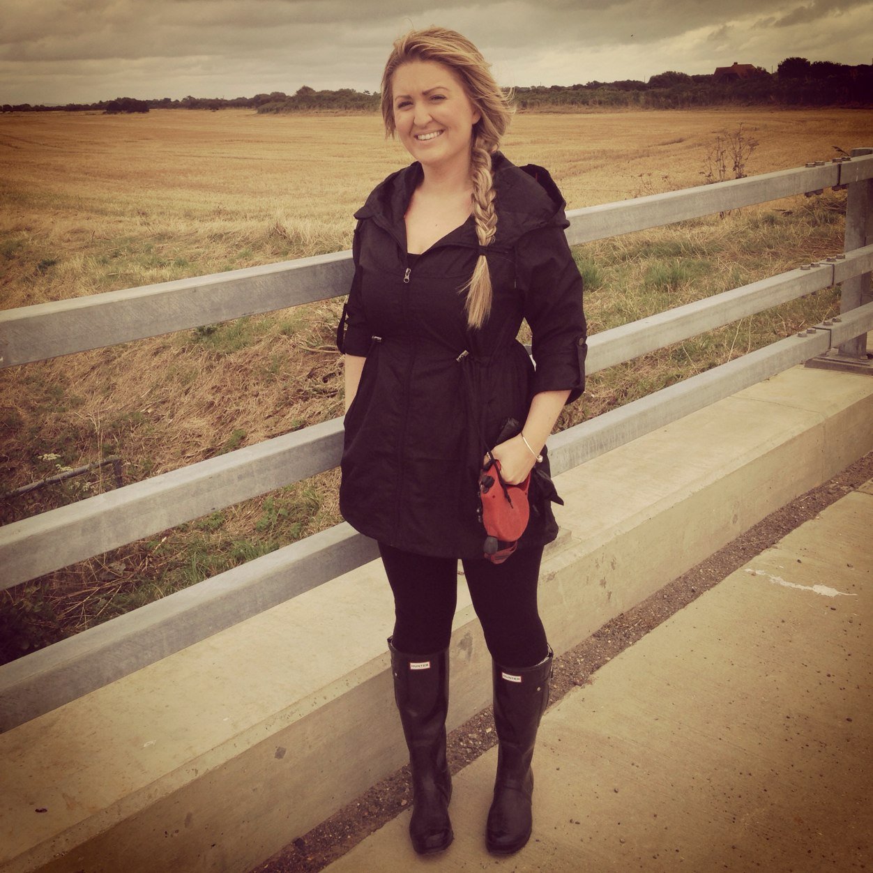 lorafenn6's profile picture. 