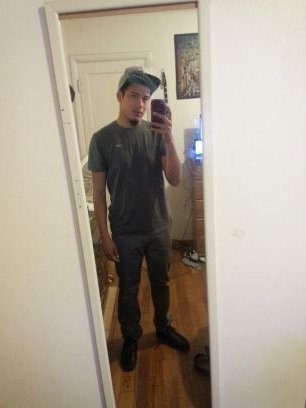 Lyricist/Distributor Love to chill and meet new people!