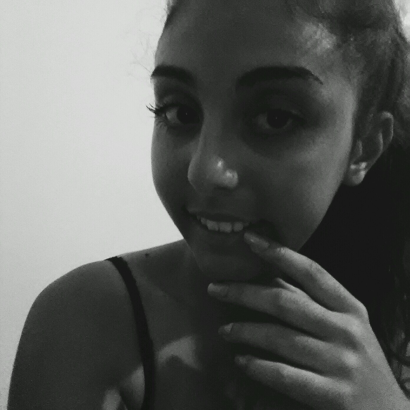 Hι ι'm Angιε! I'm addicted to food and to #AnselElgort Follow for a follow back. x