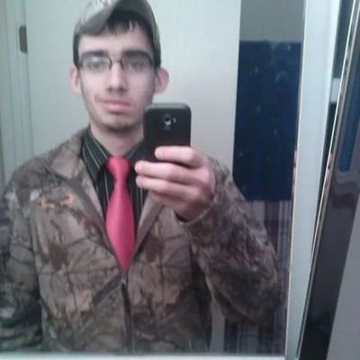eli12892's profile picture. just a small town kid making ends meet! not much to know
 my name is eli and I am a meat cutter