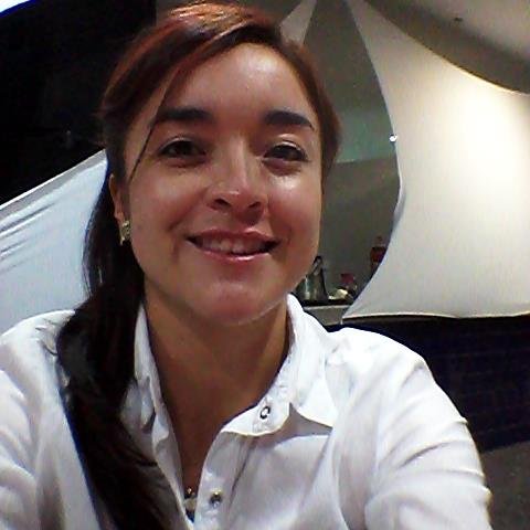 vivilargo's profile picture. Ingeniera en Sistemas y Computación de la U de Caldas. Me encanta la danza y vivo enamorada de Mi Manizales del Alma