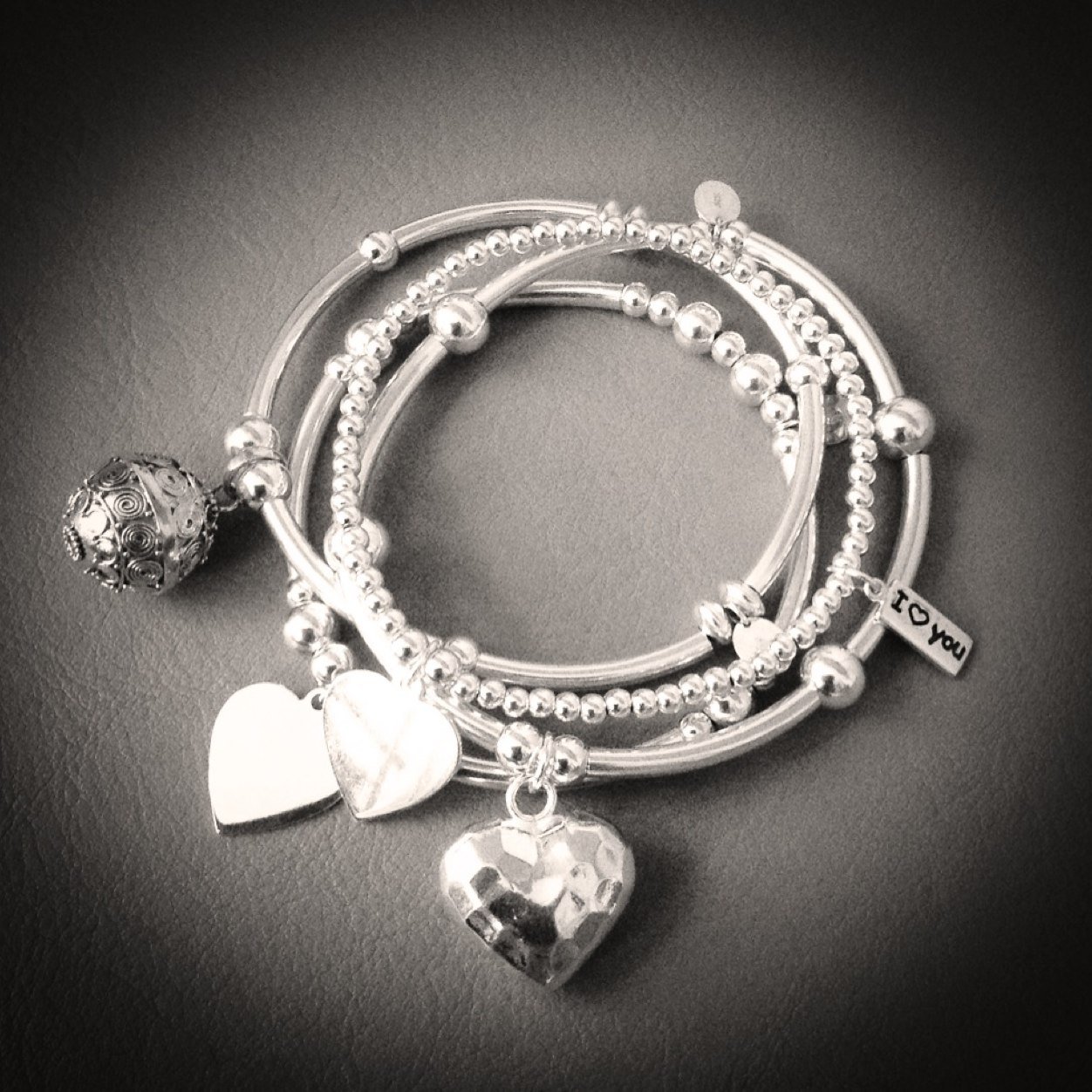 TighaS's profile picture. Handcrafted, high quality sterling silver jewellery. DM for purchase enquiries. Delivered fast and free from the U.K.