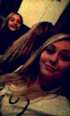 always find time for the things that make you happy to be alive ♡// ludgercollege 3 vwo// 15 years old //