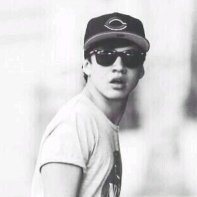 Follow @cashtonsniam to help get goals