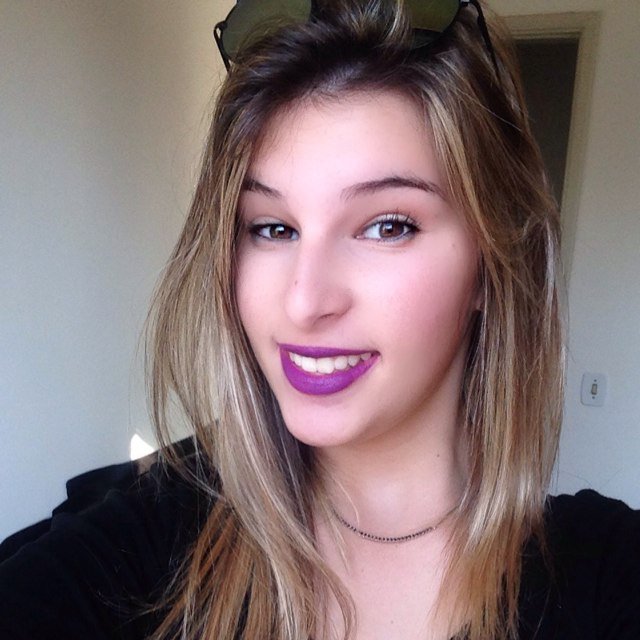 Izatezza_'s profile picture. 