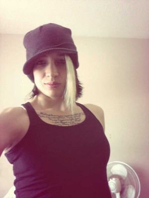 im a bi sexual female looking for a bi female to have sum fun with....im not into dating sites thought id try this and see what I could find....inbox me