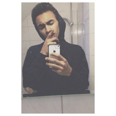 ssholestatus's profile picture. : 씨발 흑인 — fuck nigga☹ :