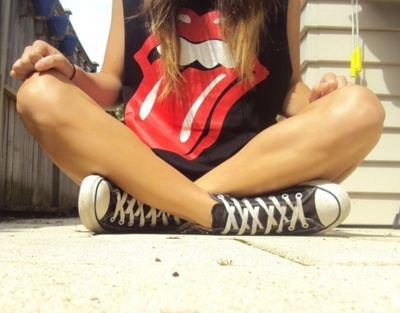 notsohotmess_'s profile picture. if you like unstable girls with an obsession with doctor who and harry potter, then you've come to the right place