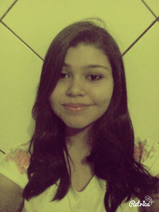 sarahhelpis's profile picture. 