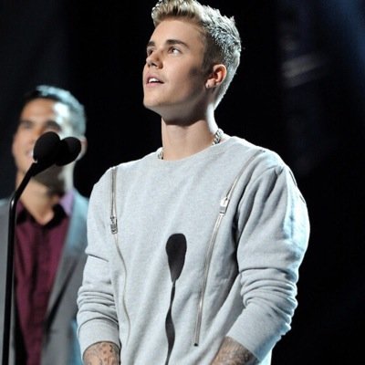 A canadian boy changed my life, showed me how to believe in my dreams, and taught me to never give up. Who's that boy? It's @justinbieber