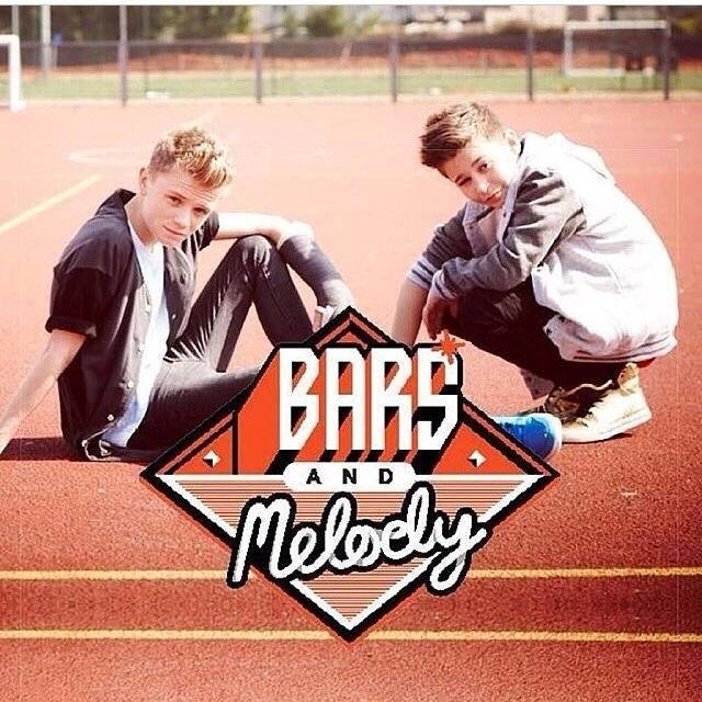 cuenta oficial en LatinoAmerica de Bars and Melody,apoyados por ellos, familia y co-manager contacto: ClubFansLeondreAndCharlie@hotmail.com  #KeepSmiling