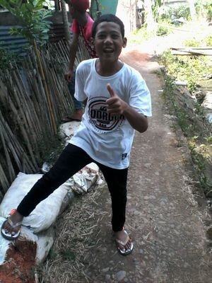 Asriljr11's profile picture. 