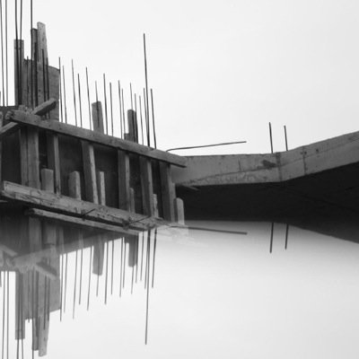 Arquitecto, profesor, ciudadano y melómano. Medellín