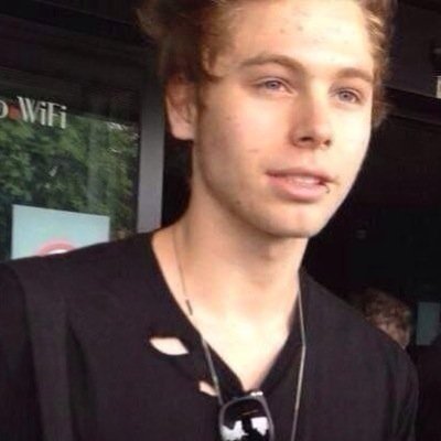 You can follow @MUKESPlZZA if youd like