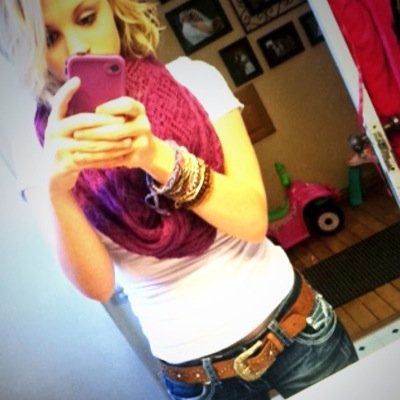 Dominique_C96's profile picture. Northern belle raisin hell.
Instagram: dominiquechastain