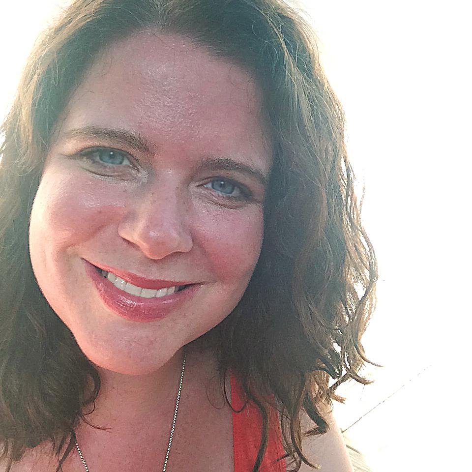 AnnaHCreative's profile picture. Part designer, photographer, writer, blogger, and all ampersand lover. Follow me to see how  comes together. InTheNext30Days@gmail.com