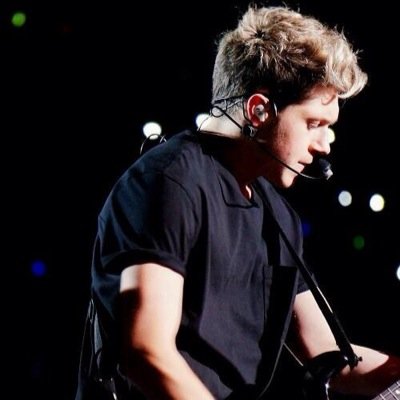 free follow from @horanheartthrob ASK FOR A FOLLOW BACK :)