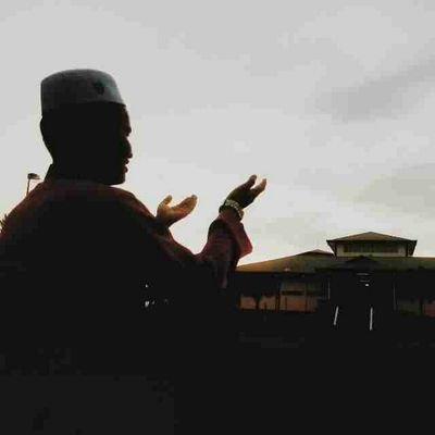 ..Hati yg mulia ialah yg dalam hatinya ada Allah SWT pada setiap masa..