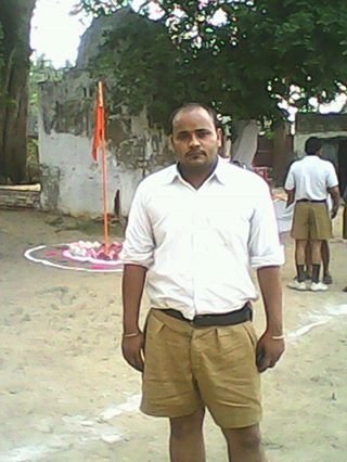 mujhe garv hai hai me sangh ka swyam sevak hu ....or bhagwan shri krishna ji ki.nagri gokul me akhil bharti vidhyarthi parishad ka  dayitwa sambhal rha hu