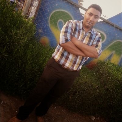 خير الكﻻم ما قل ودل .