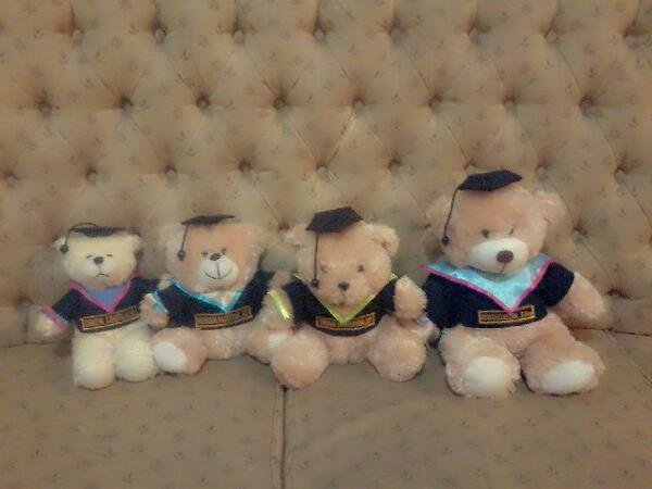 Cutest and Good Quality Product • Lower Price • Cara Order : Nama/No.Tlp/Ukuran/Nama Wisudawan(ti)/Warna Baju Toga • ☎ Pin BB/SMS/WA : Ask Me ☺ •