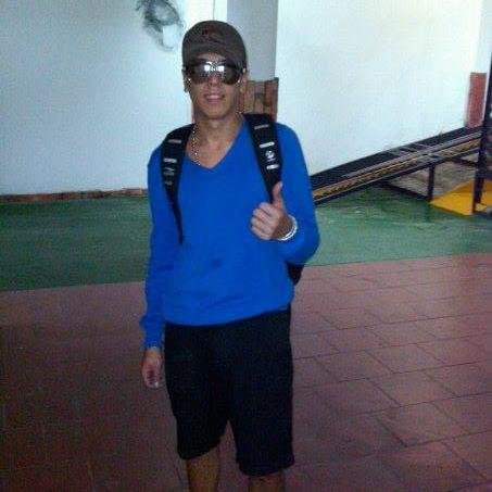 Hermano Te Extraño *---* Ewin letty