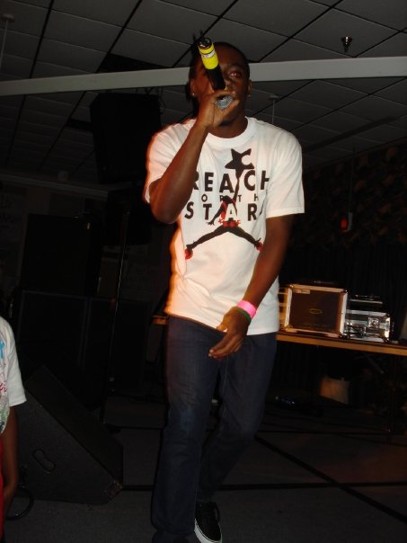 giti00's profile picture. 