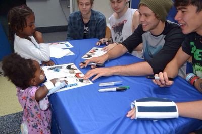 TWO BEST FRIENDS WHO DIE OVER 5SOS